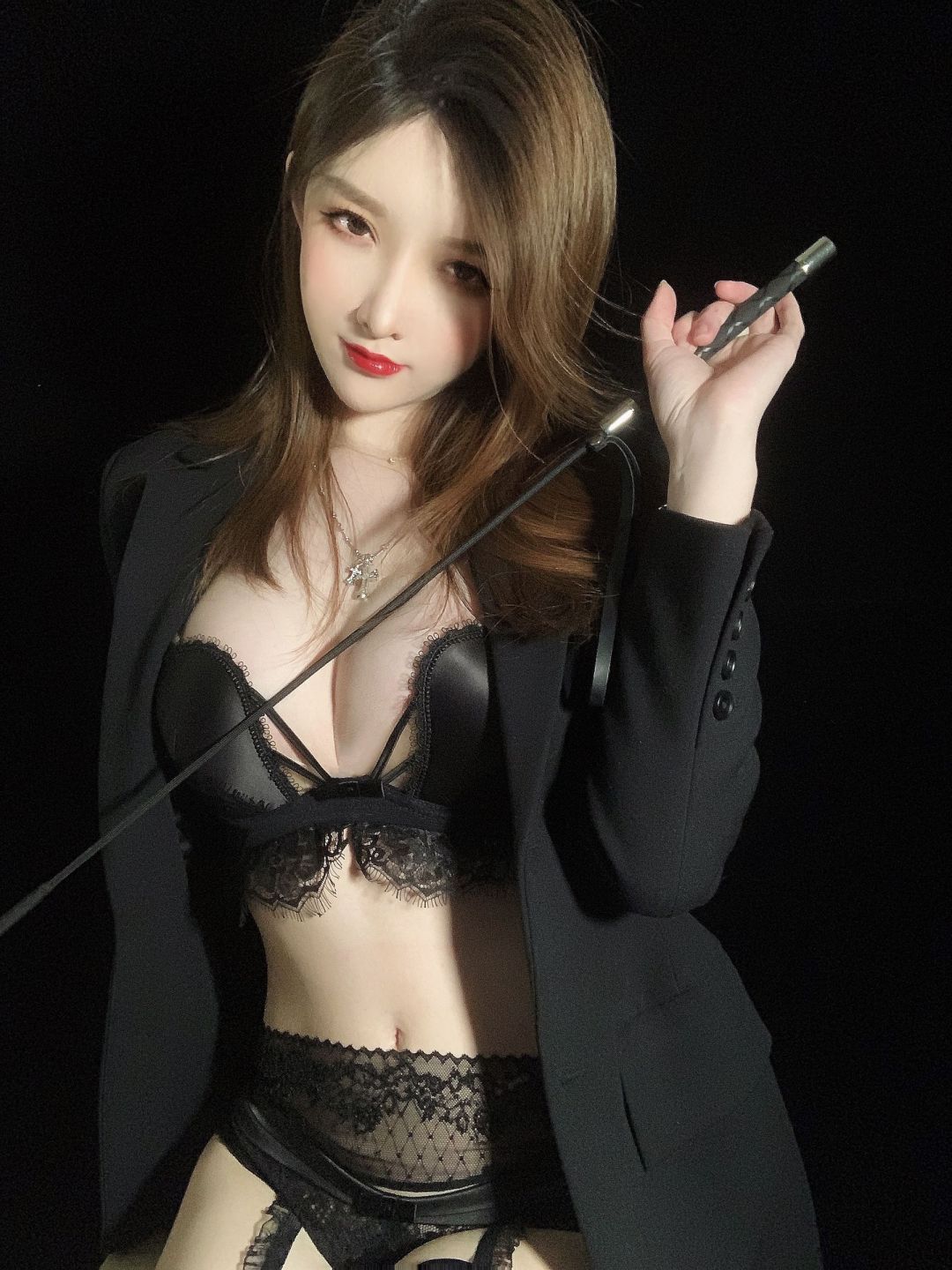 一小央泽–优雅的坏女人罢了插图1